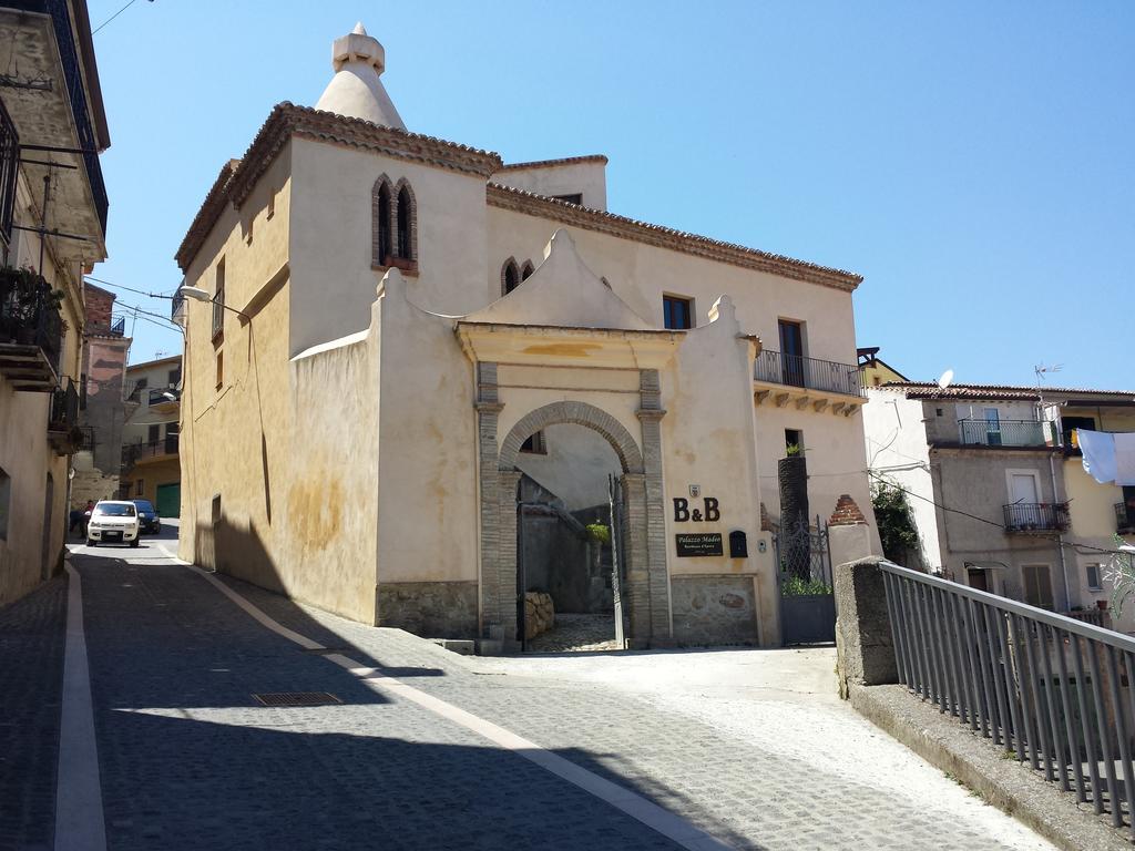 Bed and Breakfast Palazzo Madeo - Residenza D'Epoca Crosia Exterior foto
