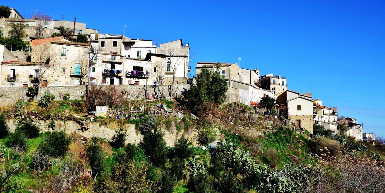 Bed and Breakfast Palazzo Madeo - Residenza D'Epoca Crosia Exterior foto