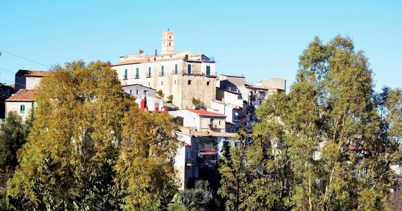 Bed and Breakfast Palazzo Madeo - Residenza D'Epoca Crosia Exterior foto